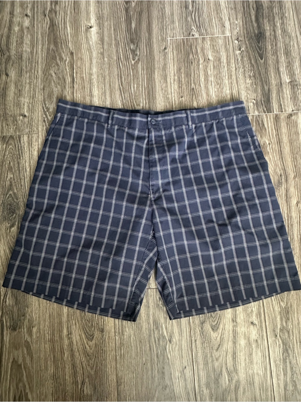 PGA Tour Golf Shorts Size 42